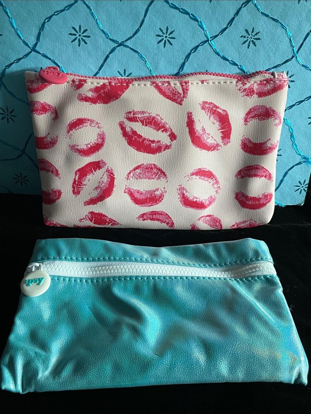 Ipsy Makeup Pouch Set - Pink Kiss Pattern & Aqua iridescent Pencil Case Trinkets
